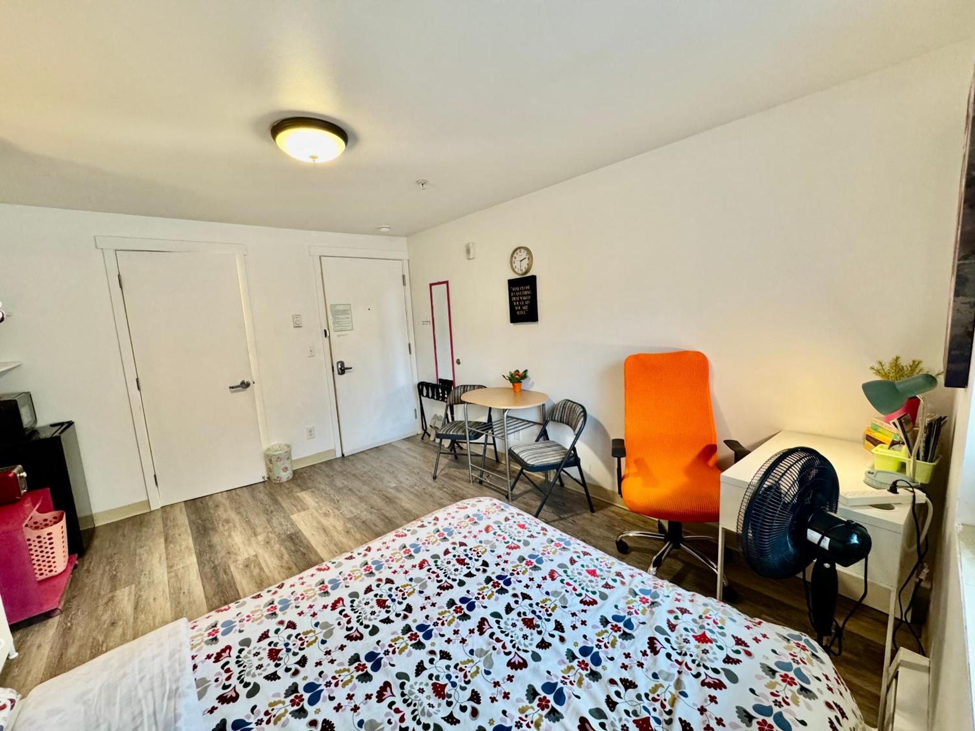 Micro Studio Apartment In University District- 10 Mins Walk To University Of Wa Seattle Eksteriør bilde