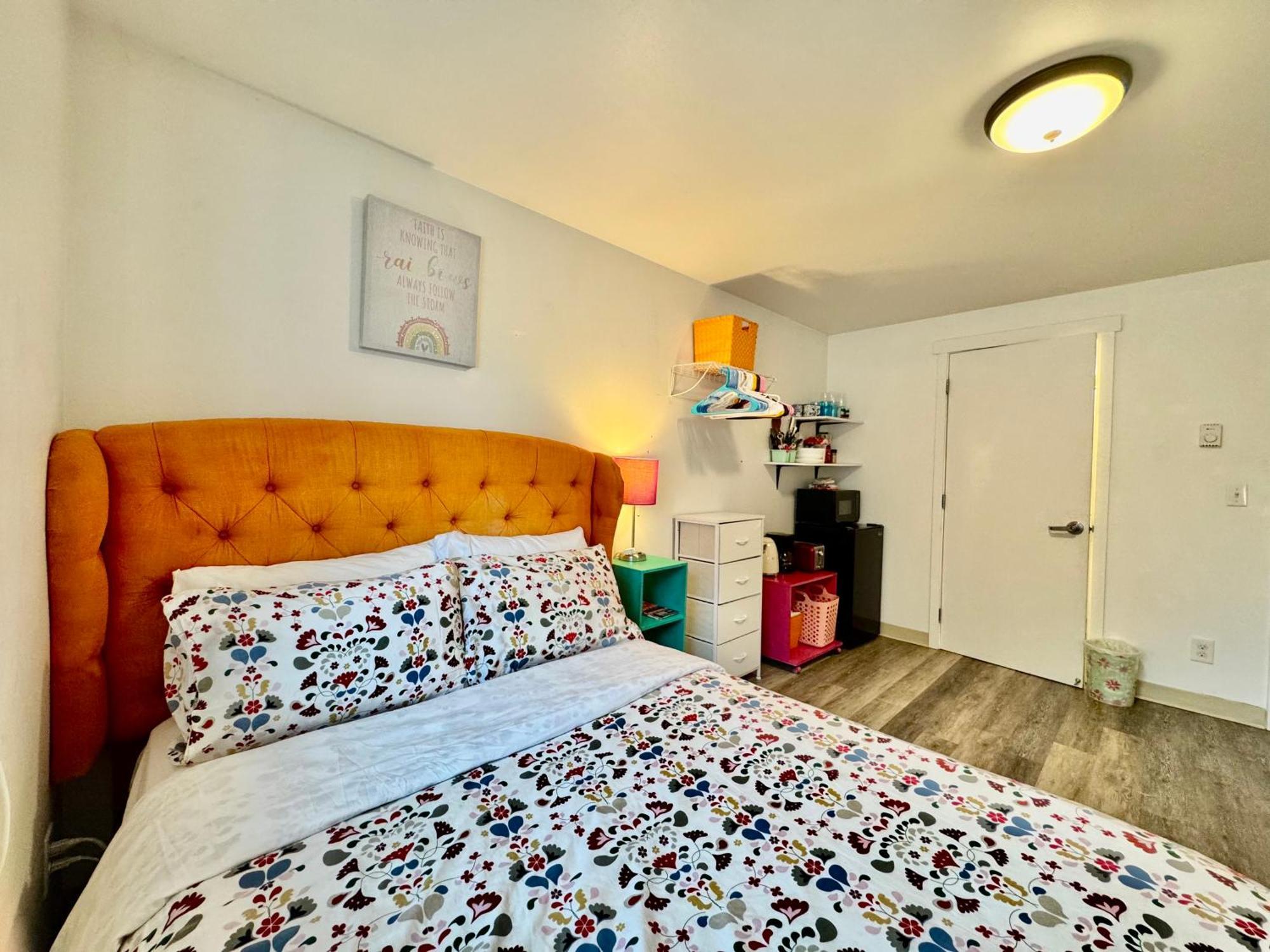 Micro Studio Apartment In University District- 10 Mins Walk To University Of Wa Seattle Eksteriør bilde